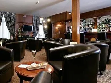 阿莱地宫殿酒店 4*